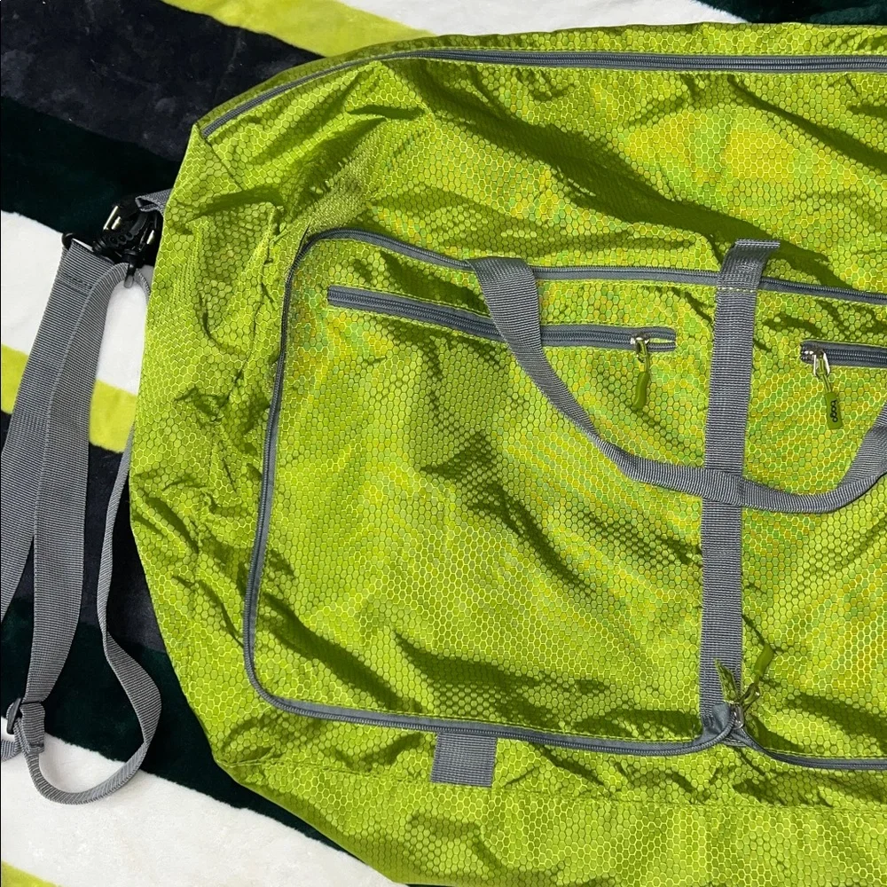 BAGO Large Duffel Bag EXTENDS
